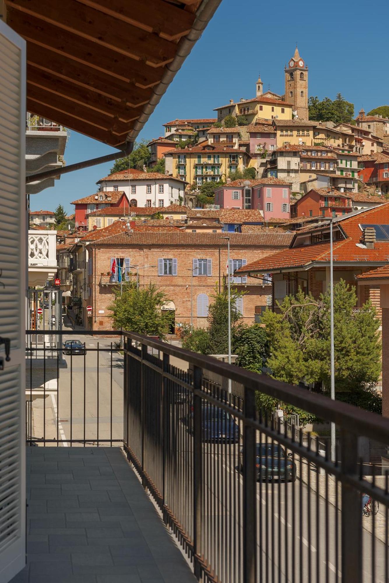 Appartamenti Rocca - Cav La Casa Di Rosa Monforte dʼAlba Dış mekan fotoğraf