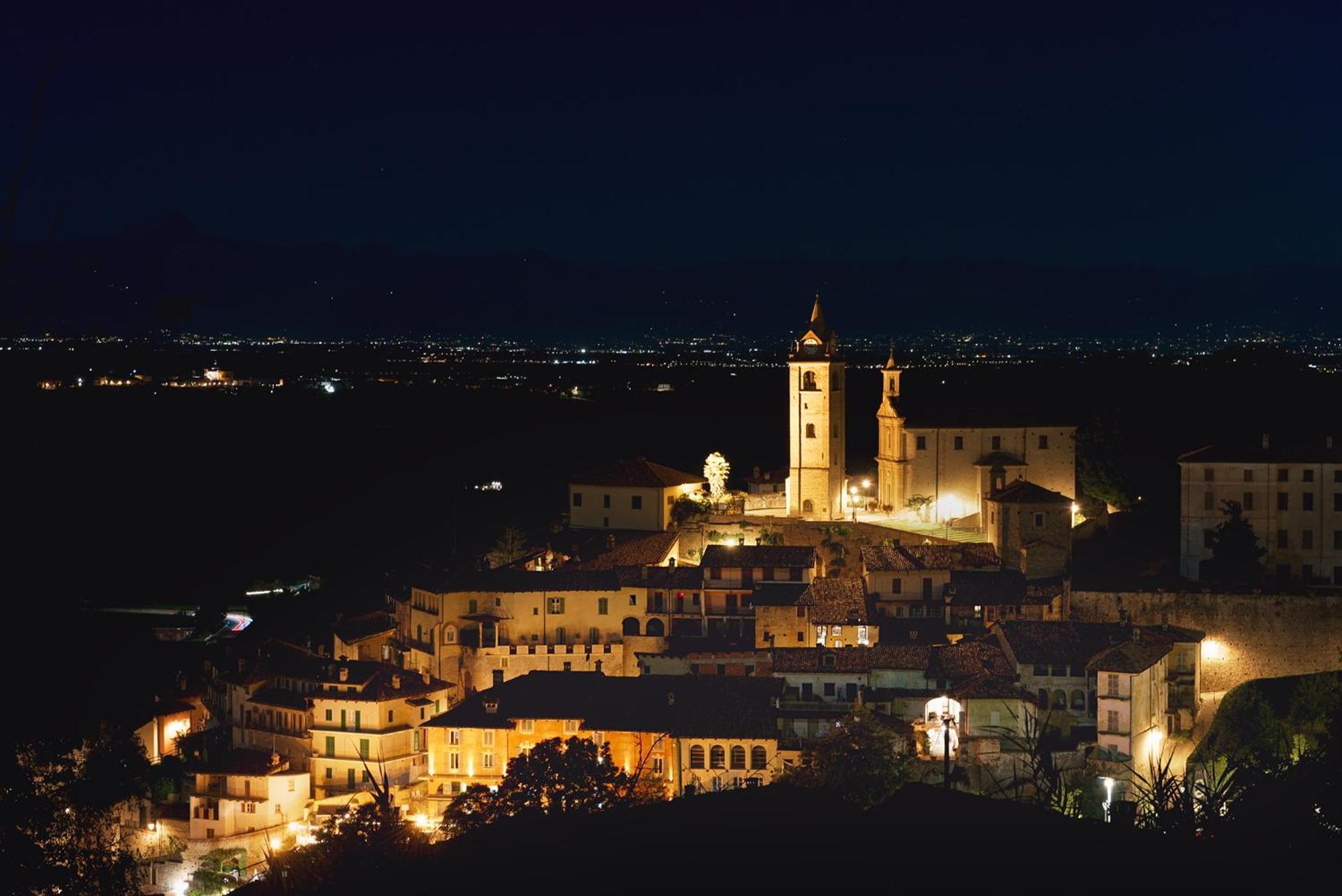 Appartamenti Rocca - Cav La Casa Di Rosa Monforte dʼAlba Dış mekan fotoğraf